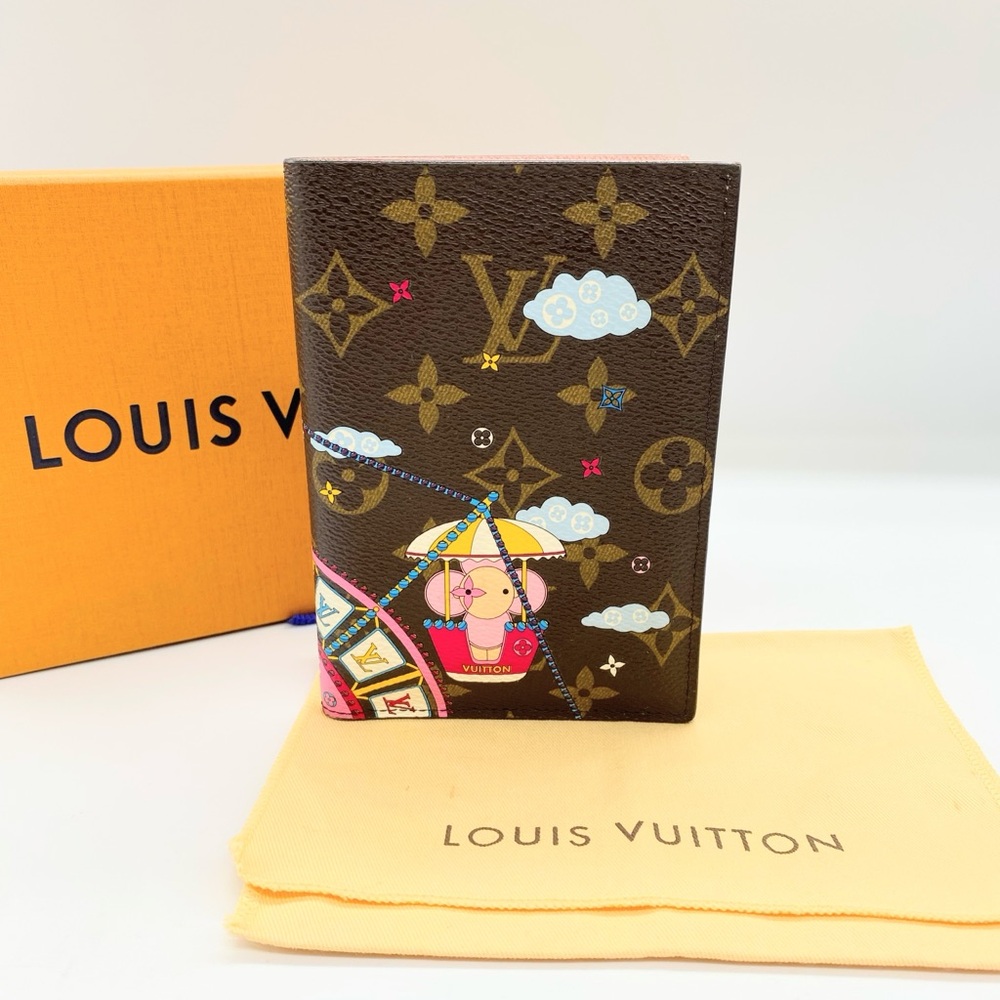 Louis Vuitton Passport Cover Limited Edition Vivienne Xmas Monogram Canvas